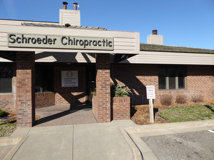 Chiropractor in St. Louis Park, MN